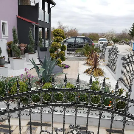 Apartments Katja Porec Exterior photo